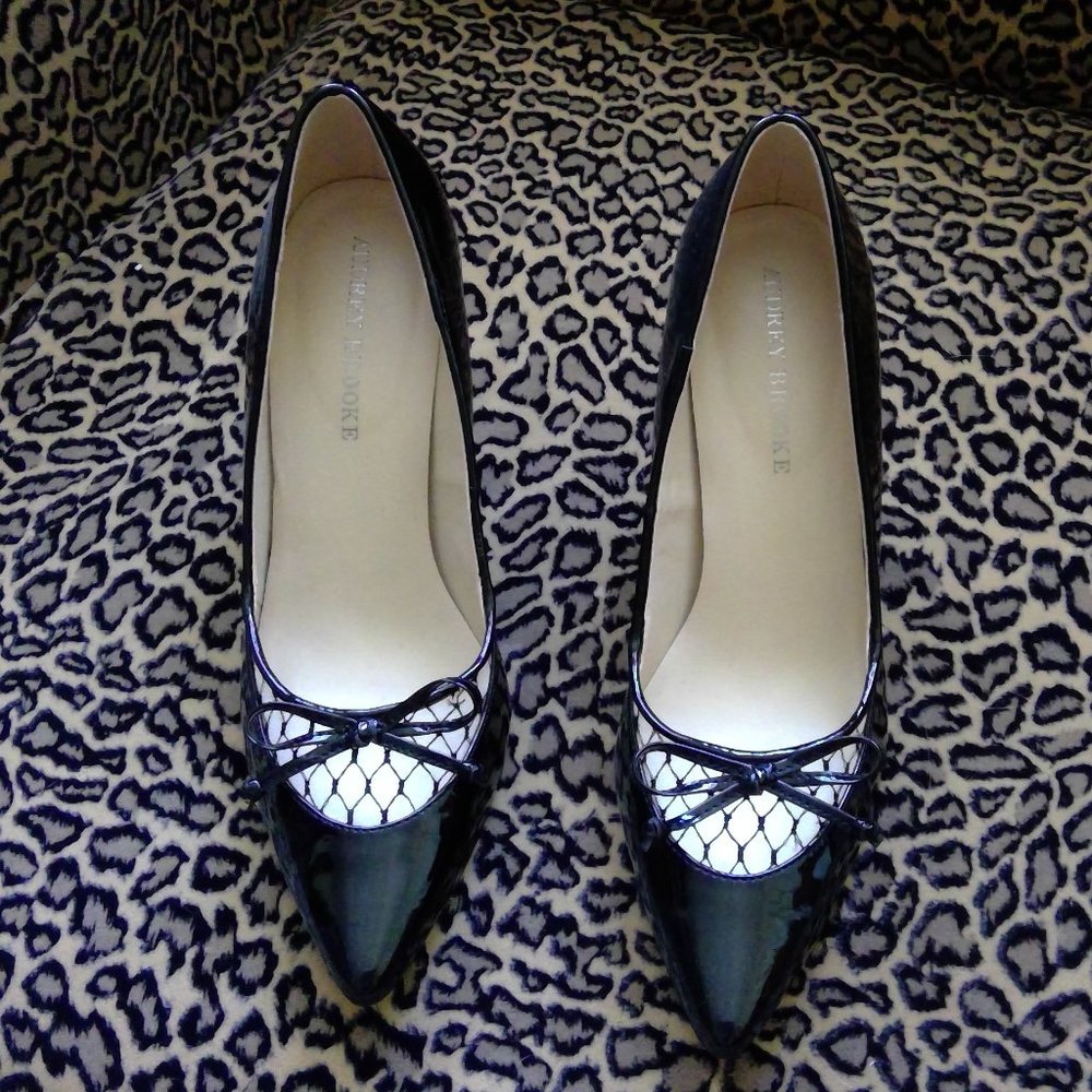 BLACK spiked paten heels